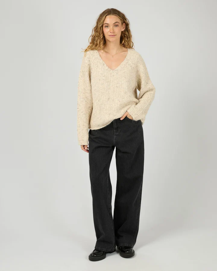 All About Eve - Devon V Neck Jumper - Vanilla - Image 5
