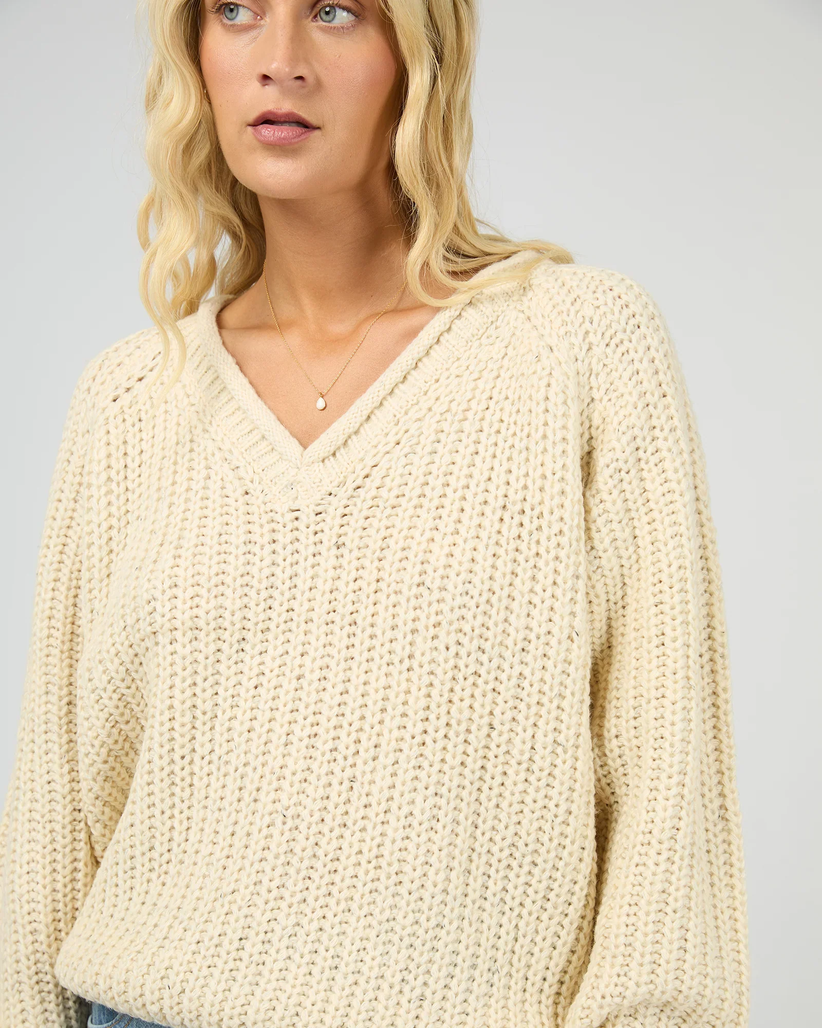All About Eve - Hali V-Neck Knit - Vanilla - Image 3