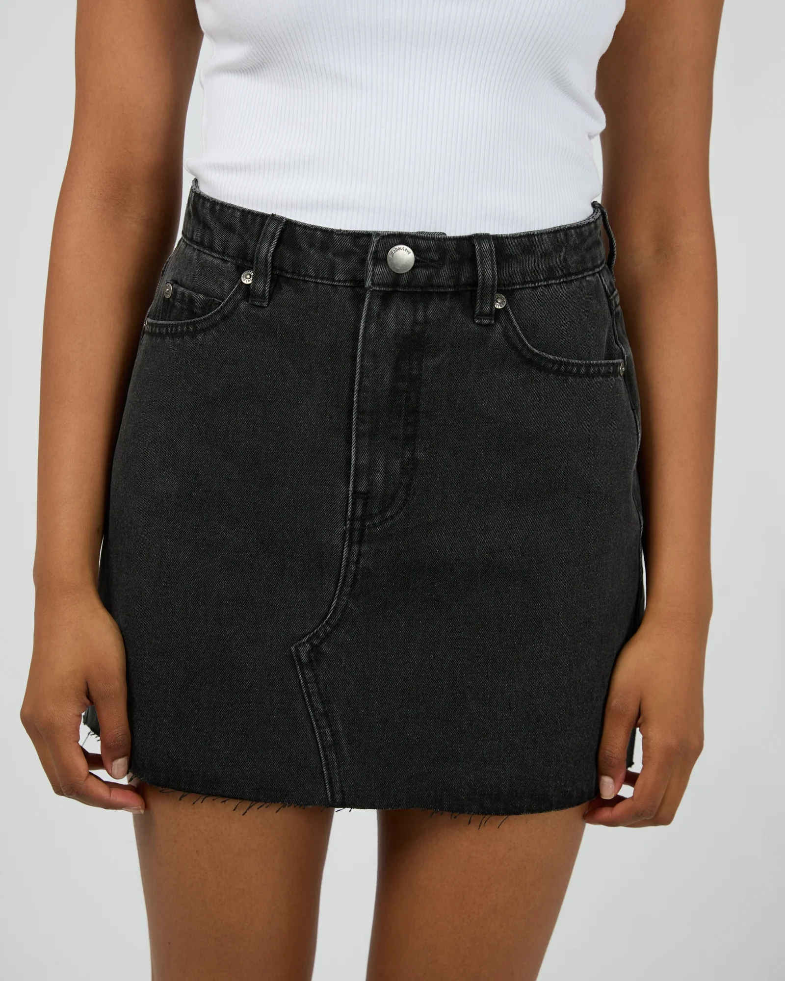 All About Eve - Margot Denim Skirt - Black - Image 2