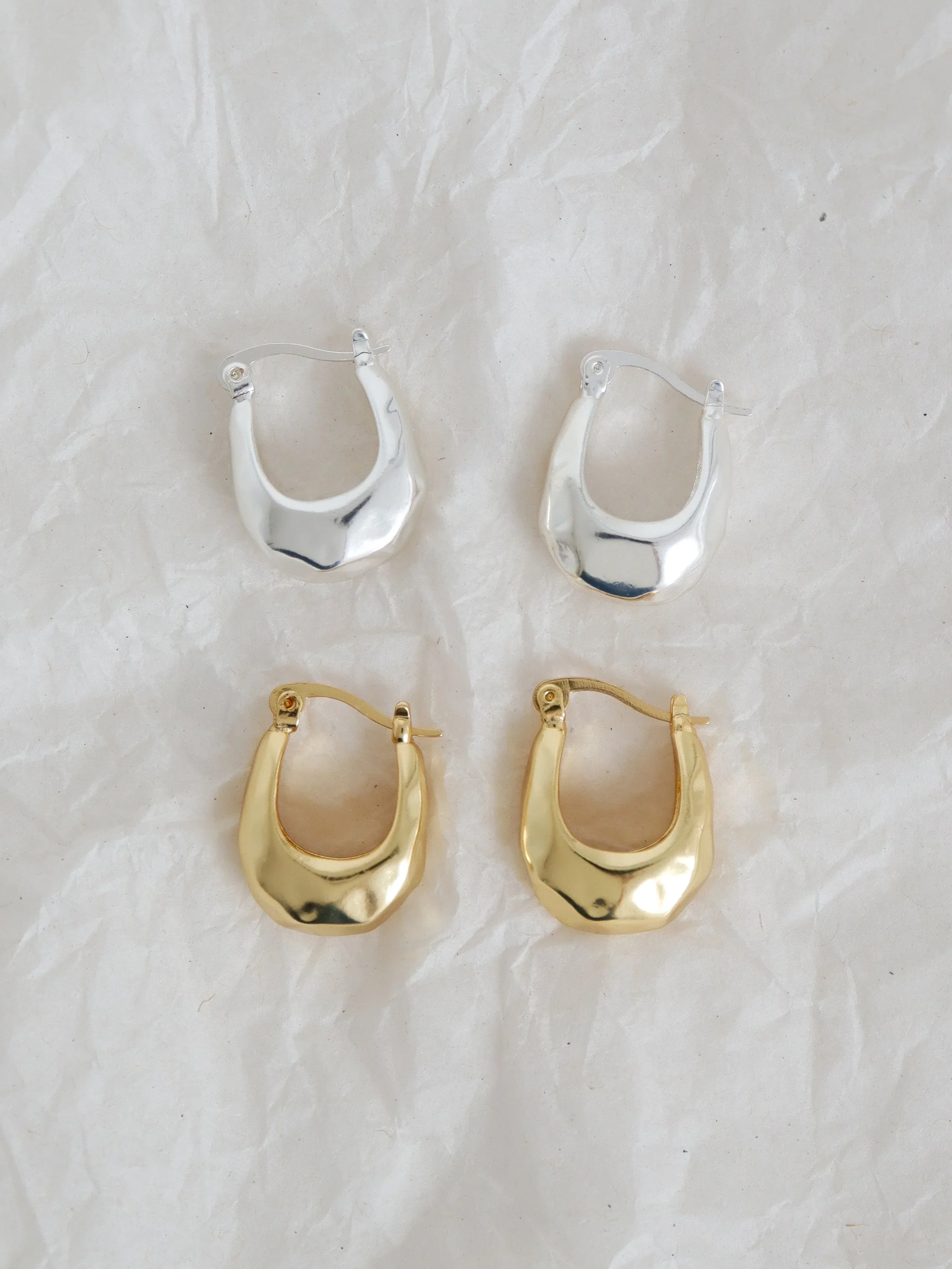 Angels Whisper - Kuba Brushed Sterling Silver Plated Earrings - Image 2