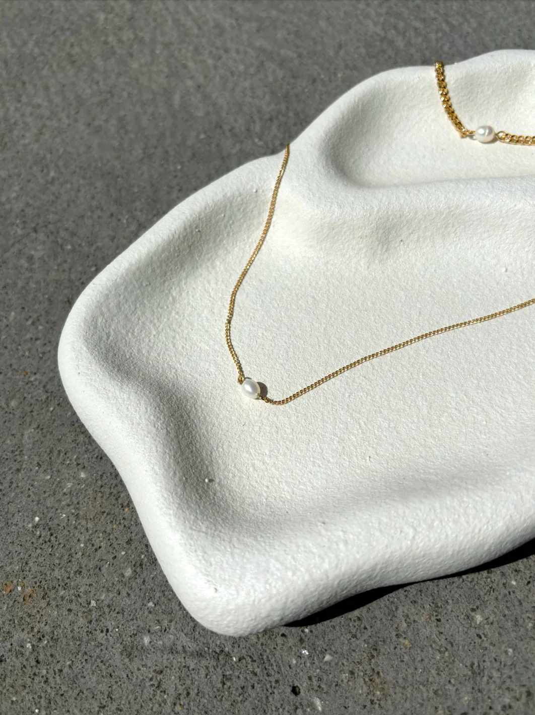 Angels Whisper - Single Pearl 18k Gold Plated Necklace