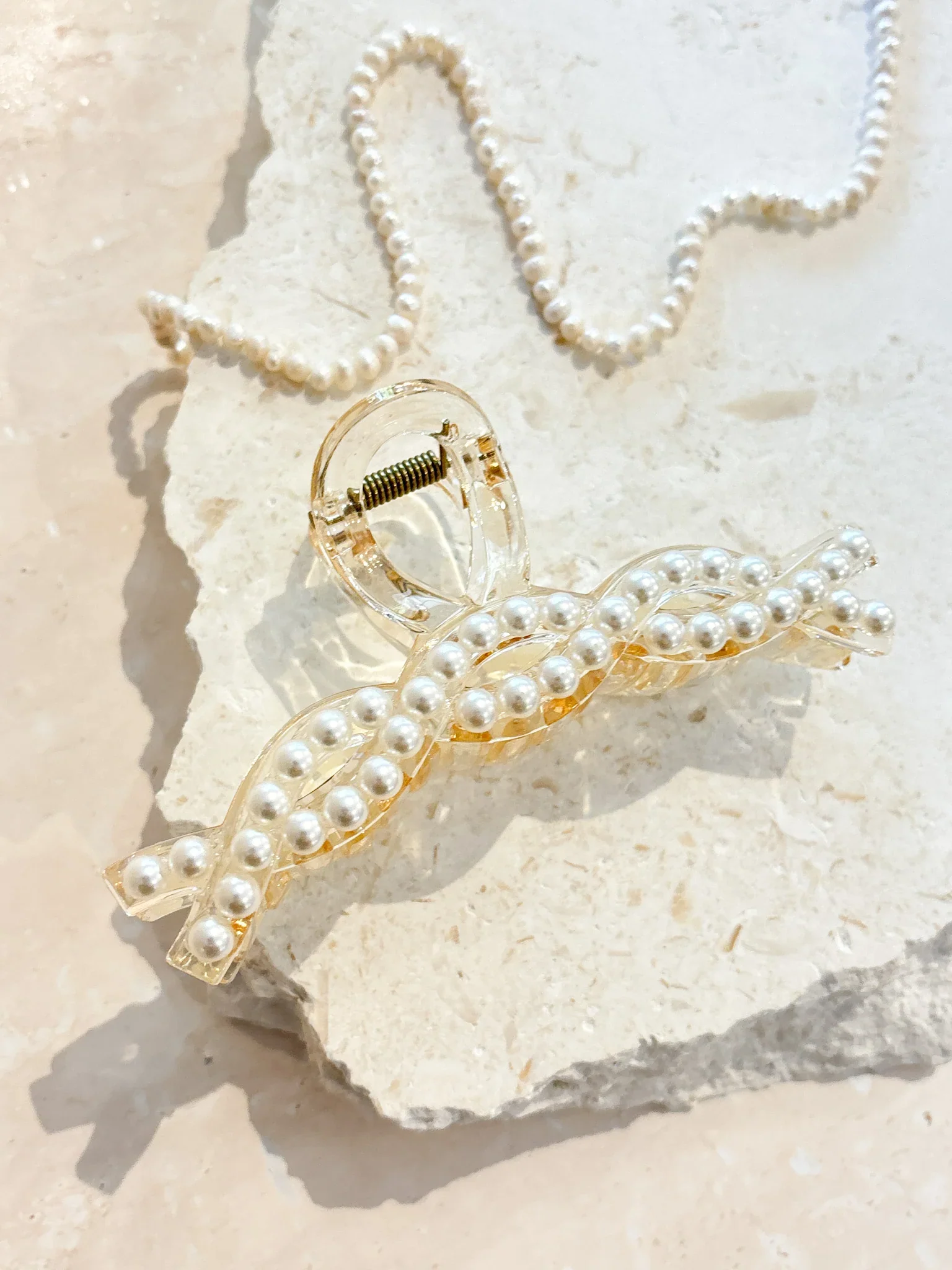 Angels Whisper - Twist Pearl Hair Claw Clip - Image 2