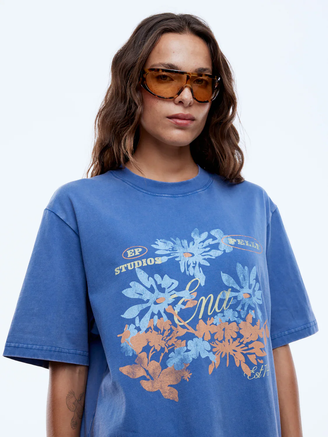 Ena Pelly - ENA VINTAGE FLORAL TEE - WASHED INDIGO - Image 2