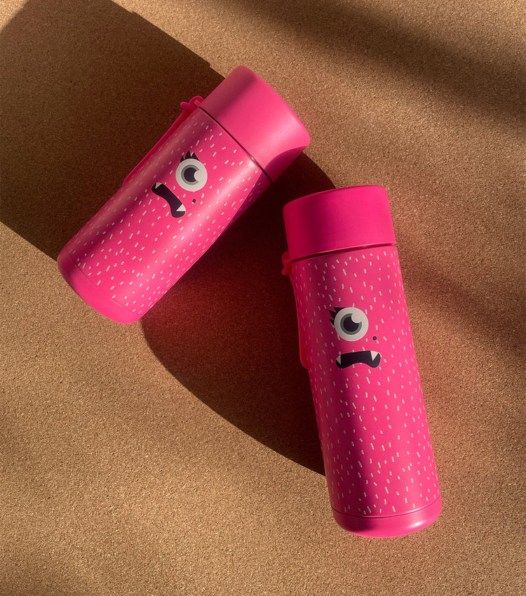 Frank Green - Franksters - Piper 20oz Reusable Bottle with Flip Lid - Neon Pink - Image 3
