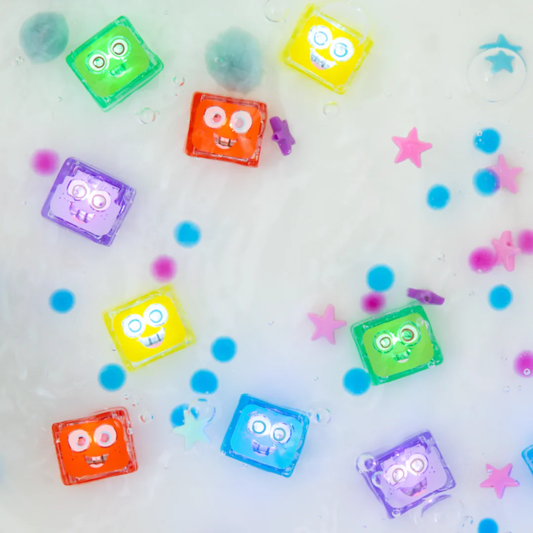 Jellystone Designs - Glo Pal Cube Pippa (Green) - Image 4