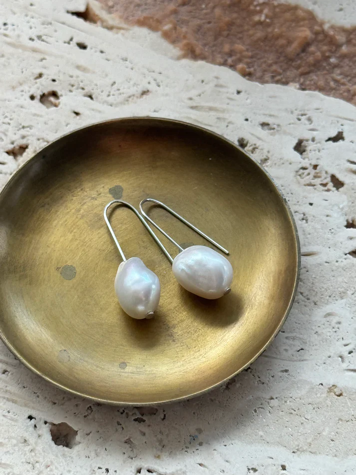 Pop Design - Fresh Water Pearl Earrings - Hannah - Image 3