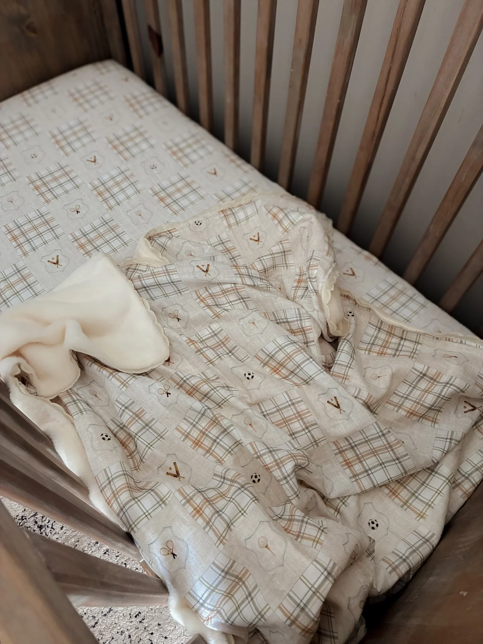 Pop Ya Tot - Old Sport Fur Lined Cot Blanket - Image 2