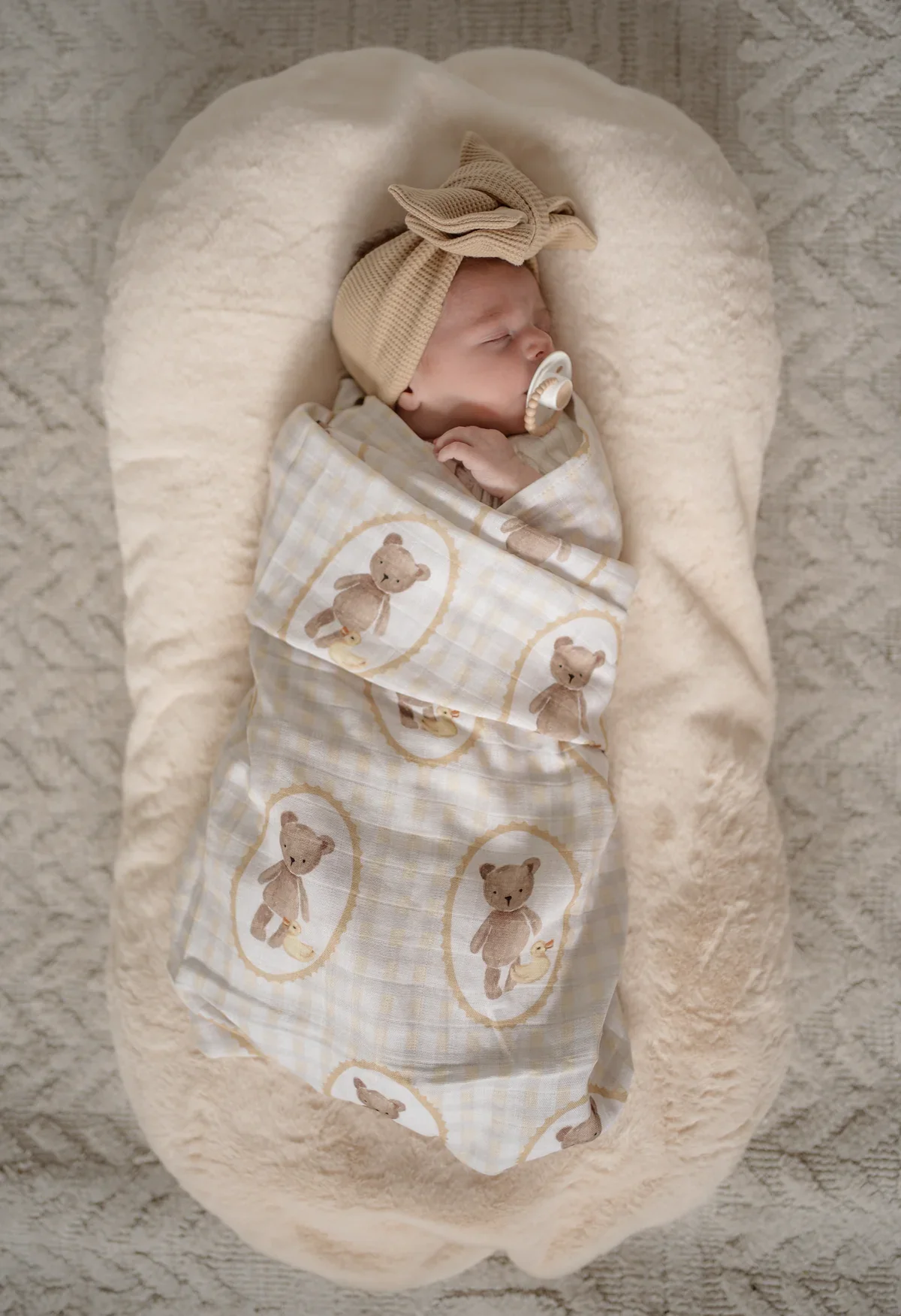 Pop Ya Tot - Ted & Duck Swaddle - Image 4