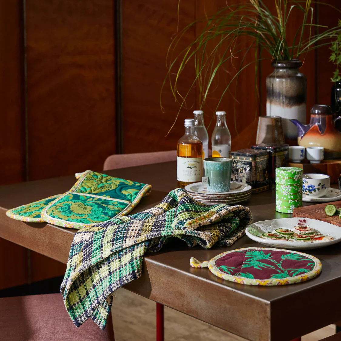 Sage & Clare - Stela Check Tea Towel - Verdant - Image 2