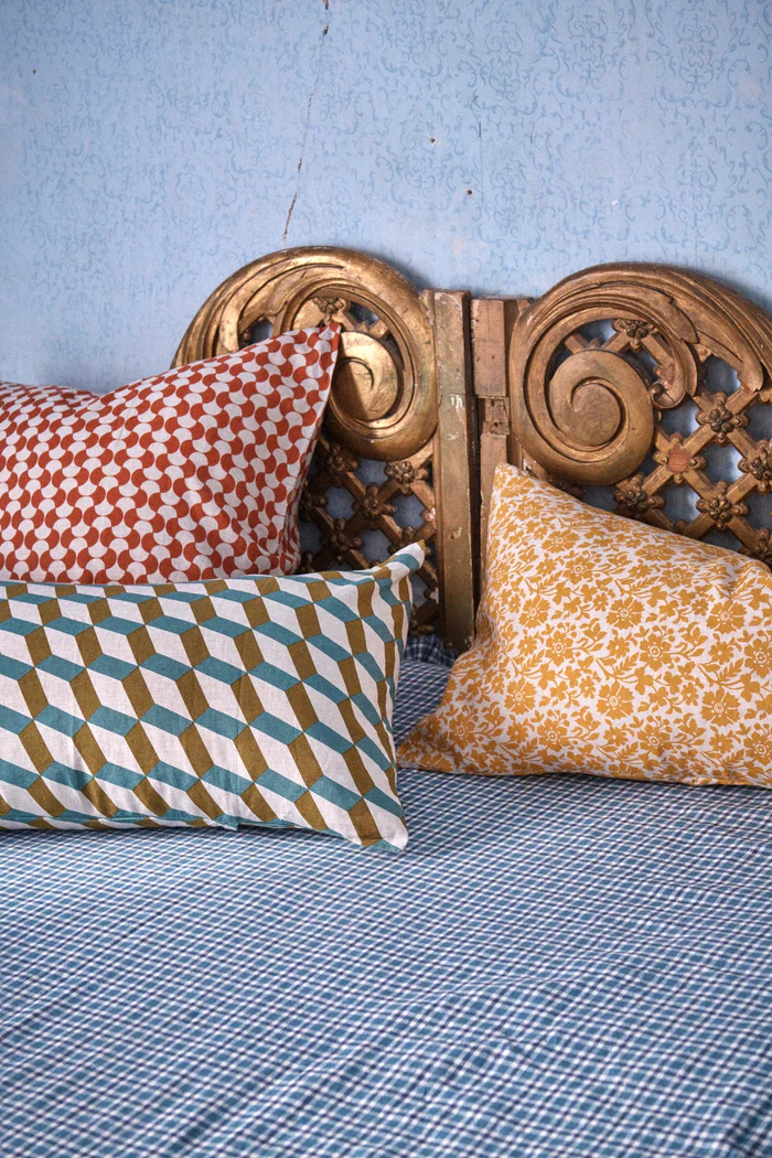 Society of Wanderers - Cefalù Check Fitted Sheet - Queen - Image 3