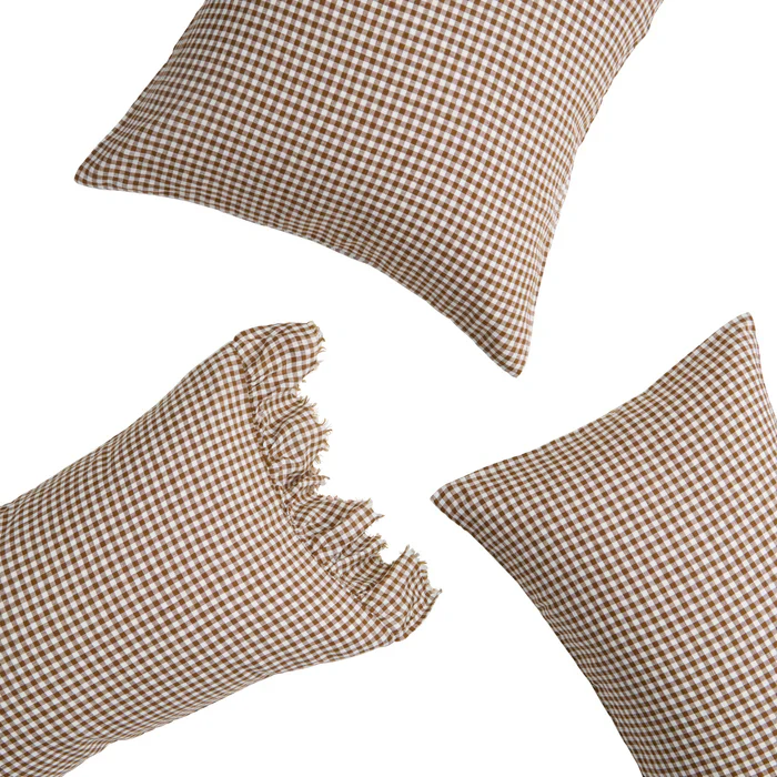 Society of Wanderers - Gumnut Gingham Pillowcase Set - Euro - Image 4