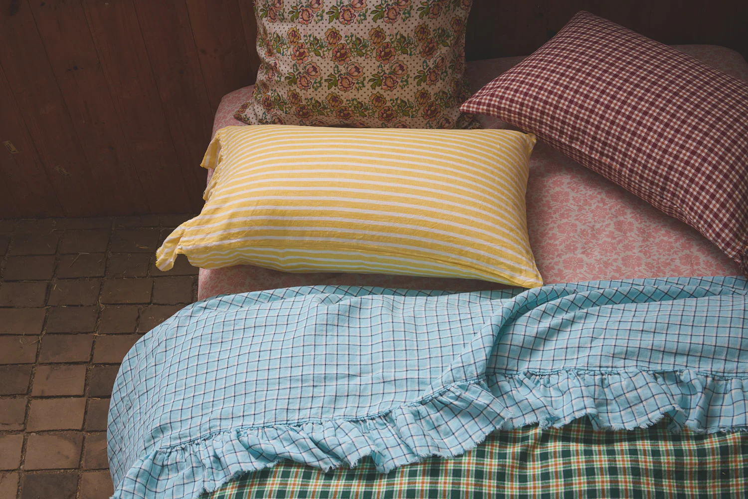 Society of Wanderers - Muriel Fitted Sheet - King - Image 4