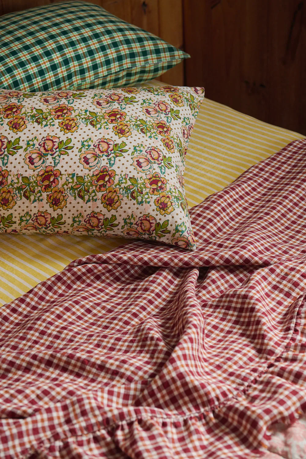 Society of Wanderers - Rhonda Pillowcase Set - Standard - Image 3